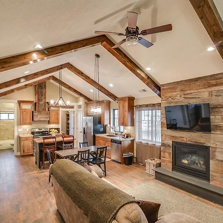 Апарт отель Aspenwood Manor Прово Экстерьер фото