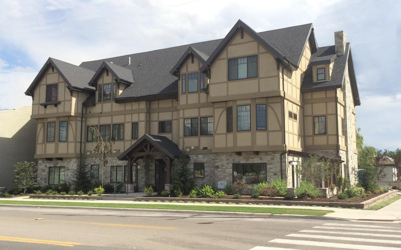 Апарт отель Aspenwood Manor Прово Экстерьер фото